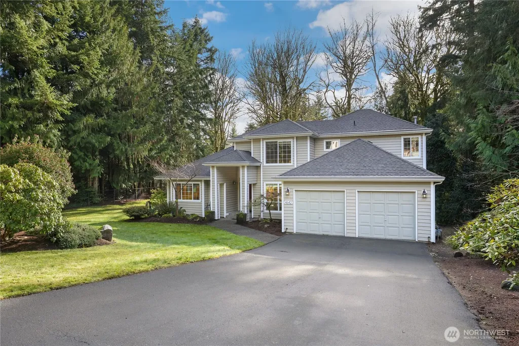 4642 SE Parsons Green Court Port Orchard WA 98367