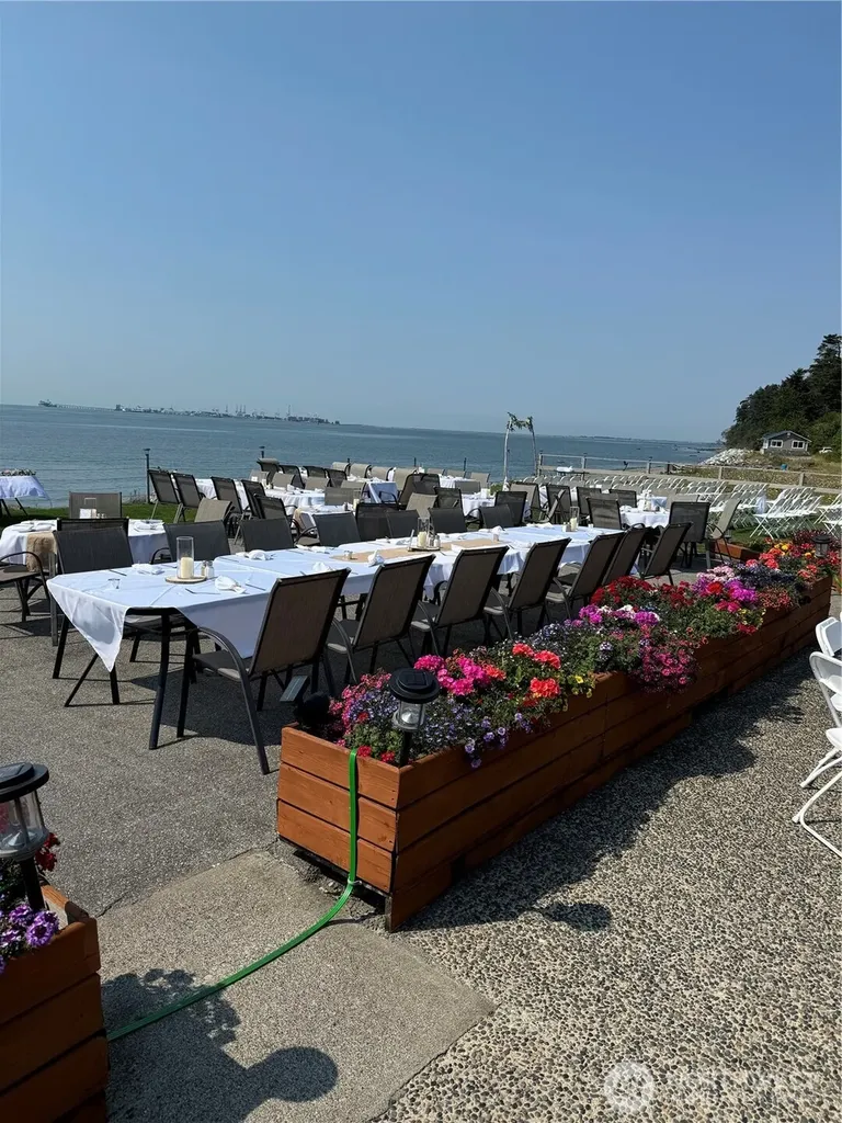 1334 Gulf Road Point Roberts WA 98281