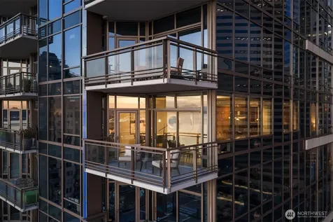 1000 1st Avenue Seattle WA 98101