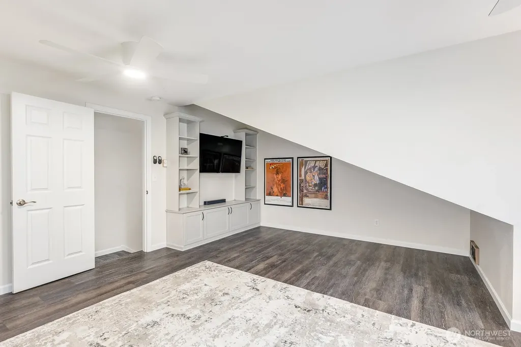 7821 196th Street SW Edmonds WA 98026