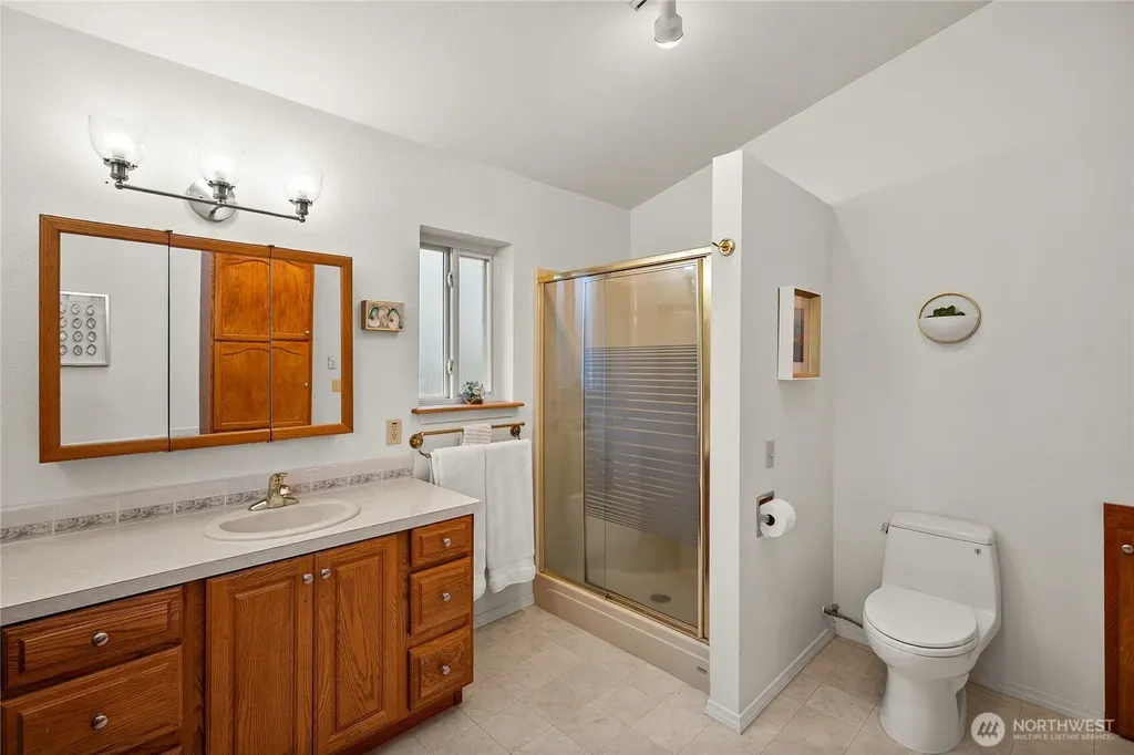 91 E Franjo Beach Drive Shelton WA 98584