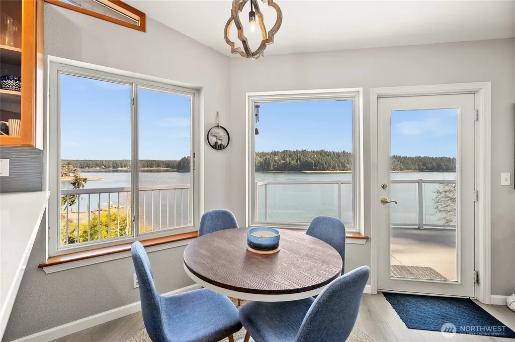 91 E Franjo Beach Drive Shelton WA 98584