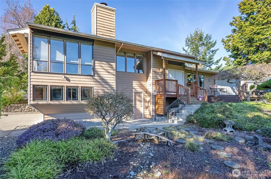 8401 Amber Drive SW Lakewood WA 98498
