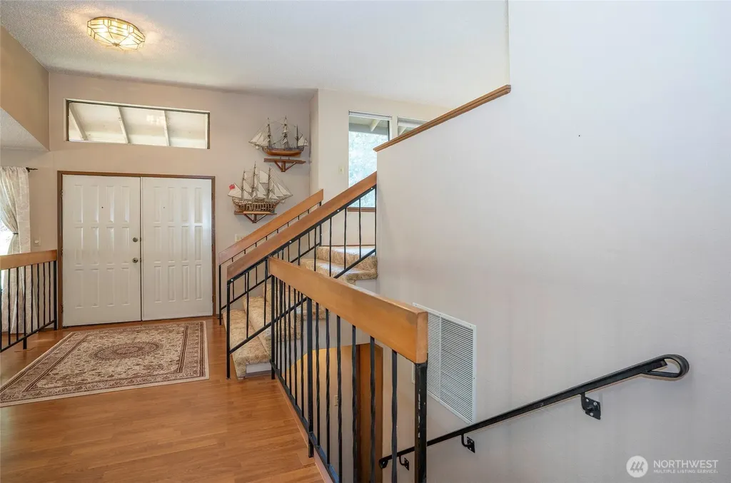 8401 Amber Drive SW Lakewood WA 98498