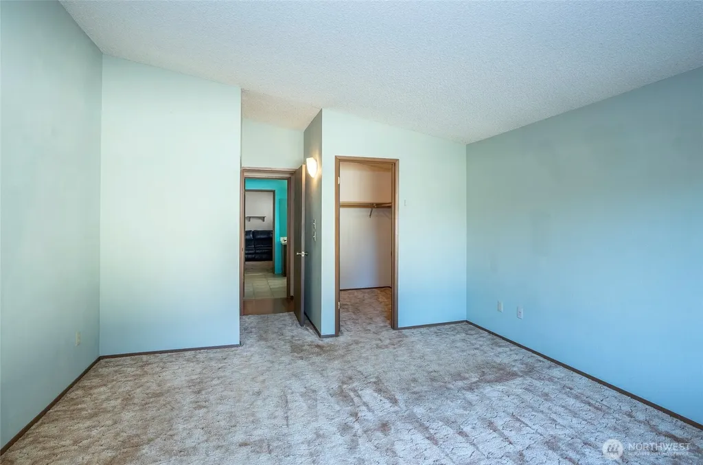 8401 Amber Drive SW Lakewood WA 98498