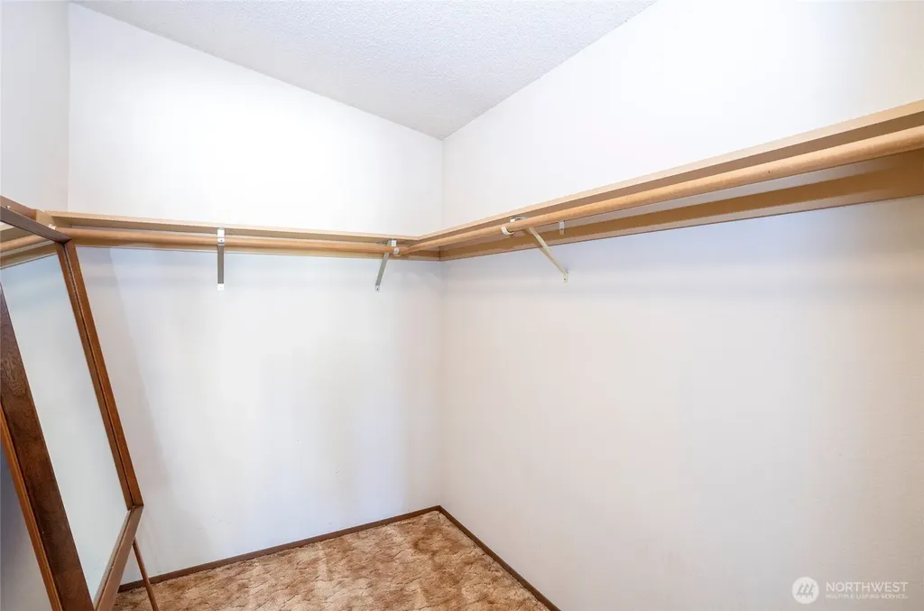 8401 Amber Drive SW Lakewood WA 98498