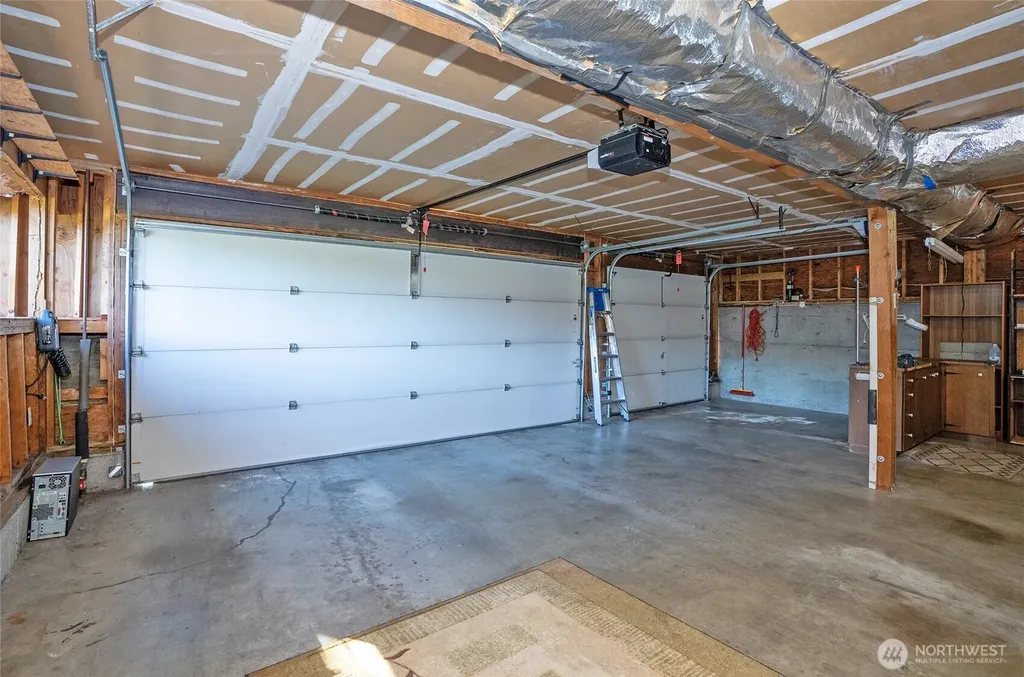 8401 Amber Drive SW Lakewood WA 98498