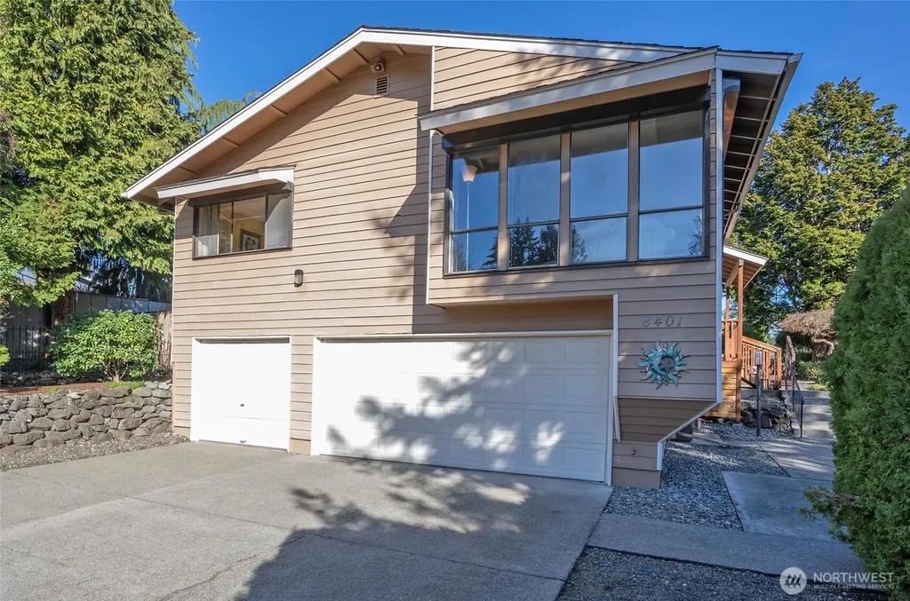 8401 Amber Drive SW Lakewood WA 98498