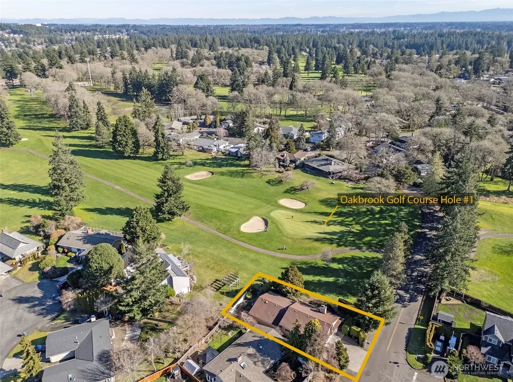 8401 Amber Drive SW Lakewood WA 98498