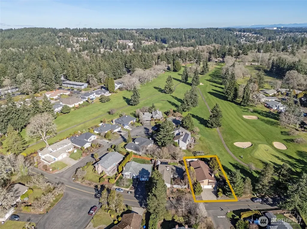 8401 Amber Drive SW Lakewood WA 98498