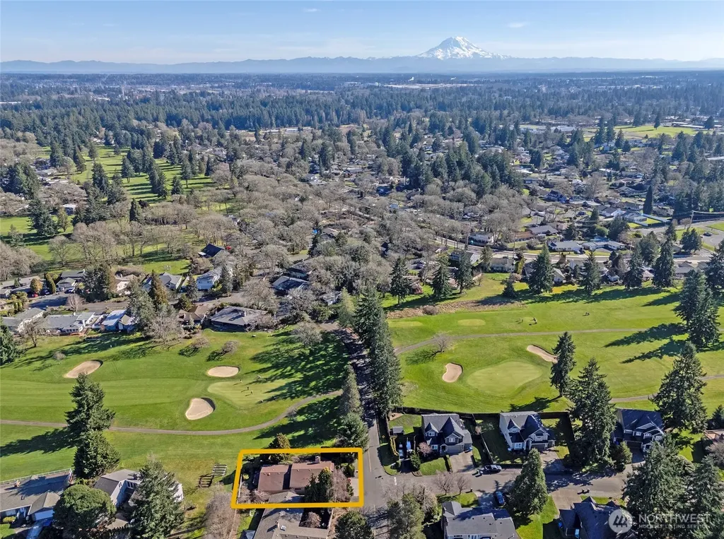 8401 Amber Drive SW Lakewood WA 98498