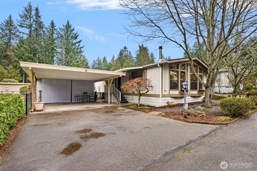 10414 Peacock Hill Avenue Gig Harbor WA 98332