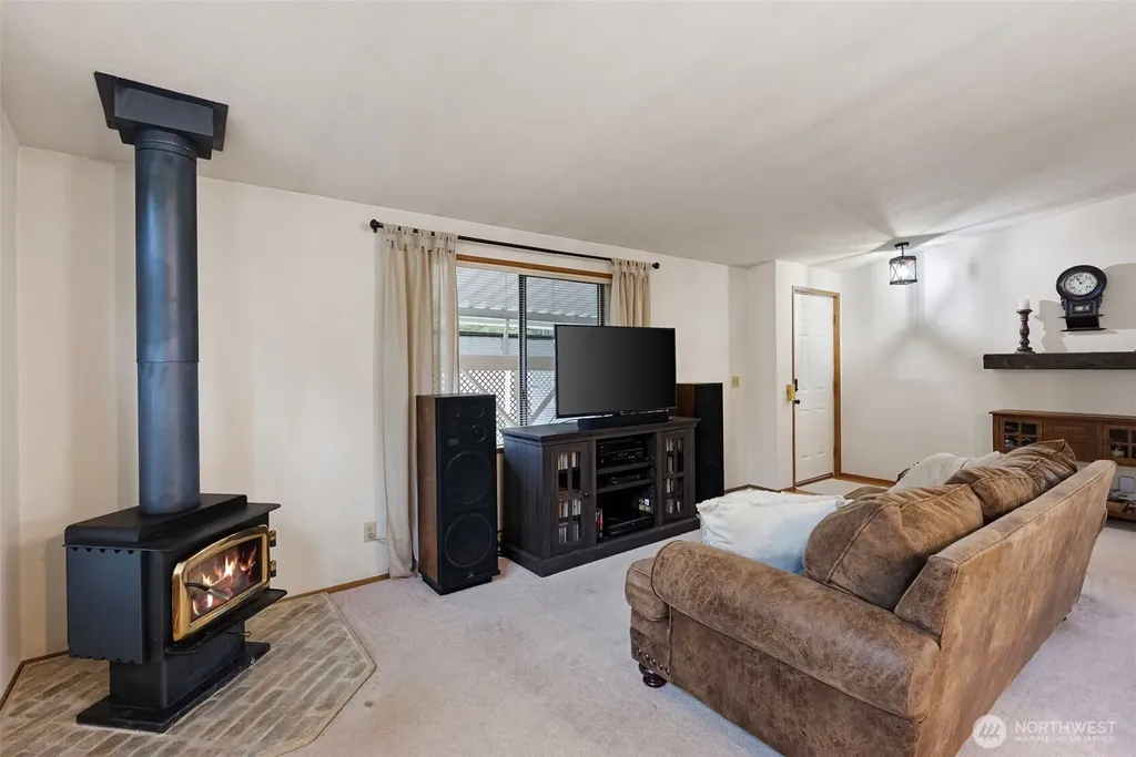 10414 Peacock Hill Avenue Gig Harbor WA 98332