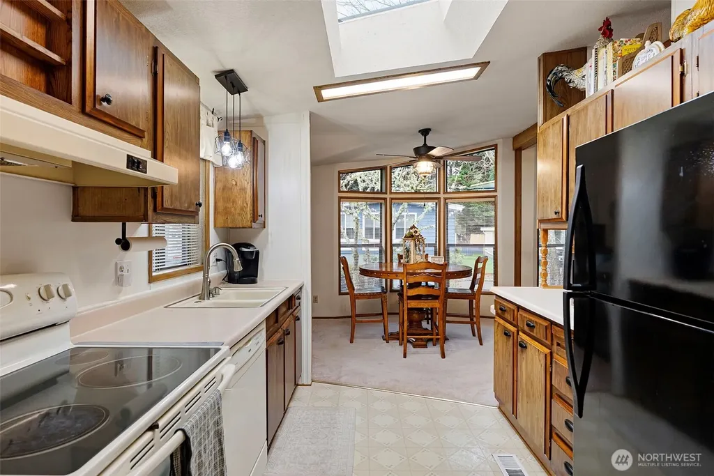 10414 Peacock Hill Avenue Gig Harbor WA 98332
