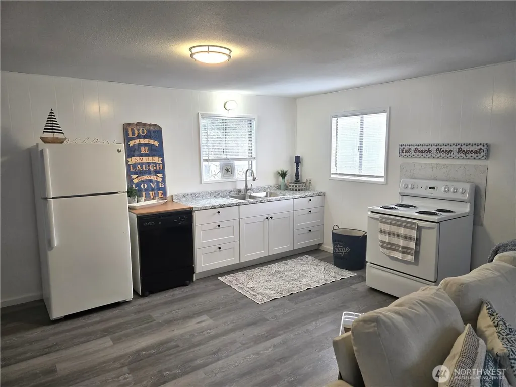 1504 170th Place Long Beach WA 98631