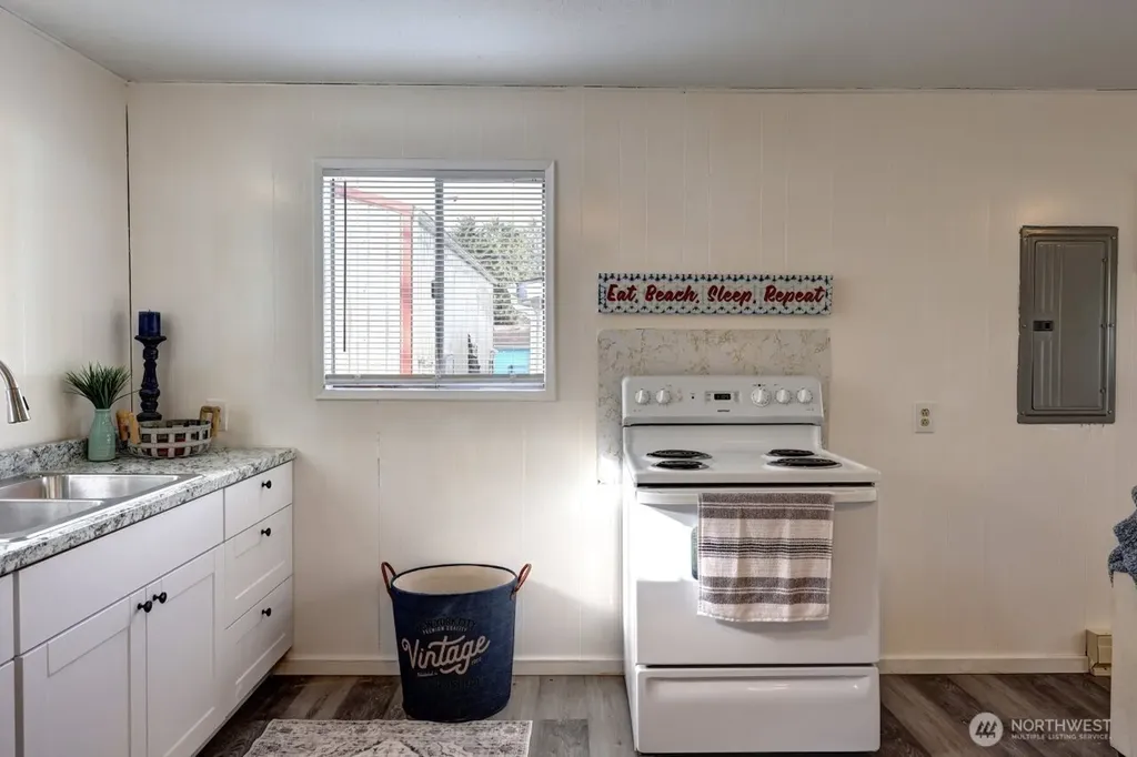 1504 170th Place Long Beach WA 98631