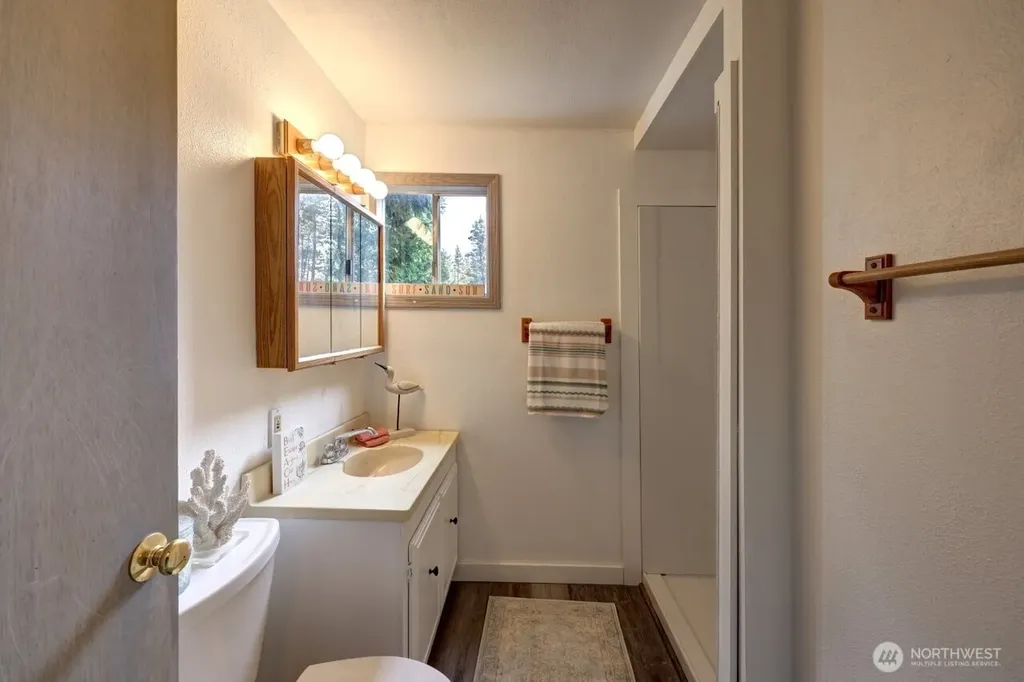 1504 170th Place Long Beach WA 98631