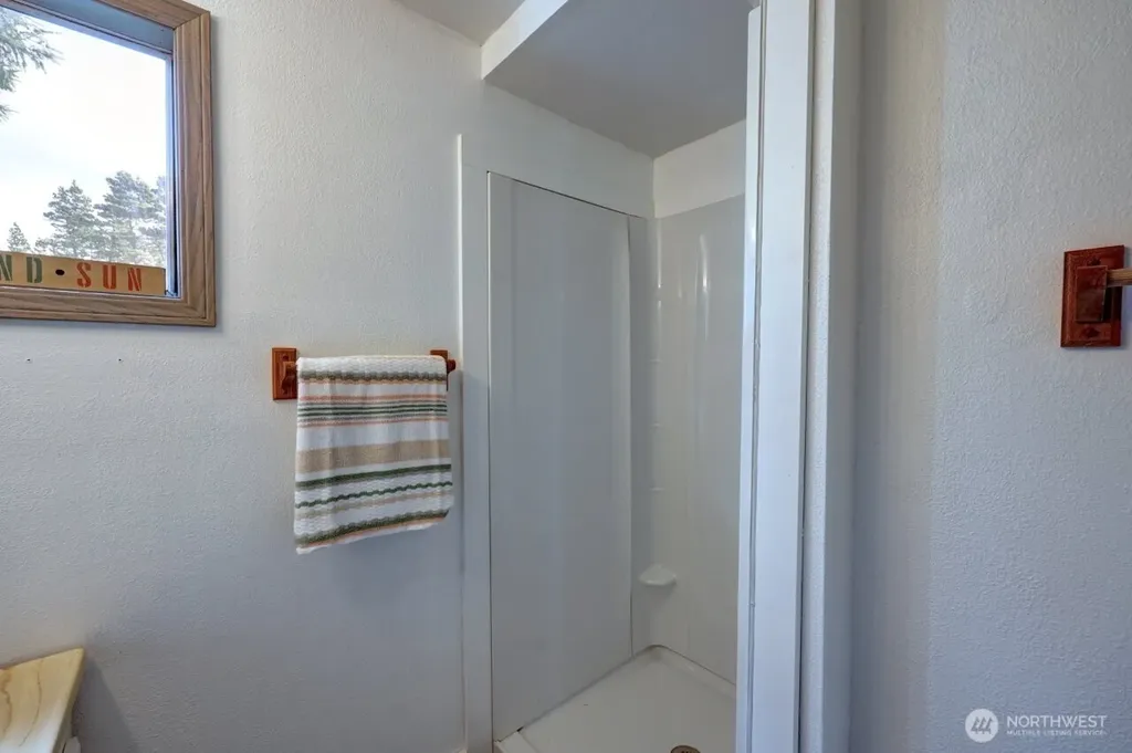 1504 170th Place Long Beach WA 98631