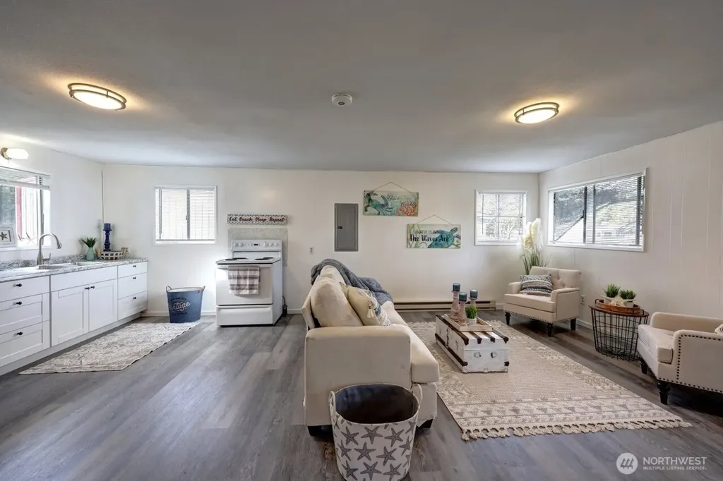 1504 170th Place Long Beach WA 98631