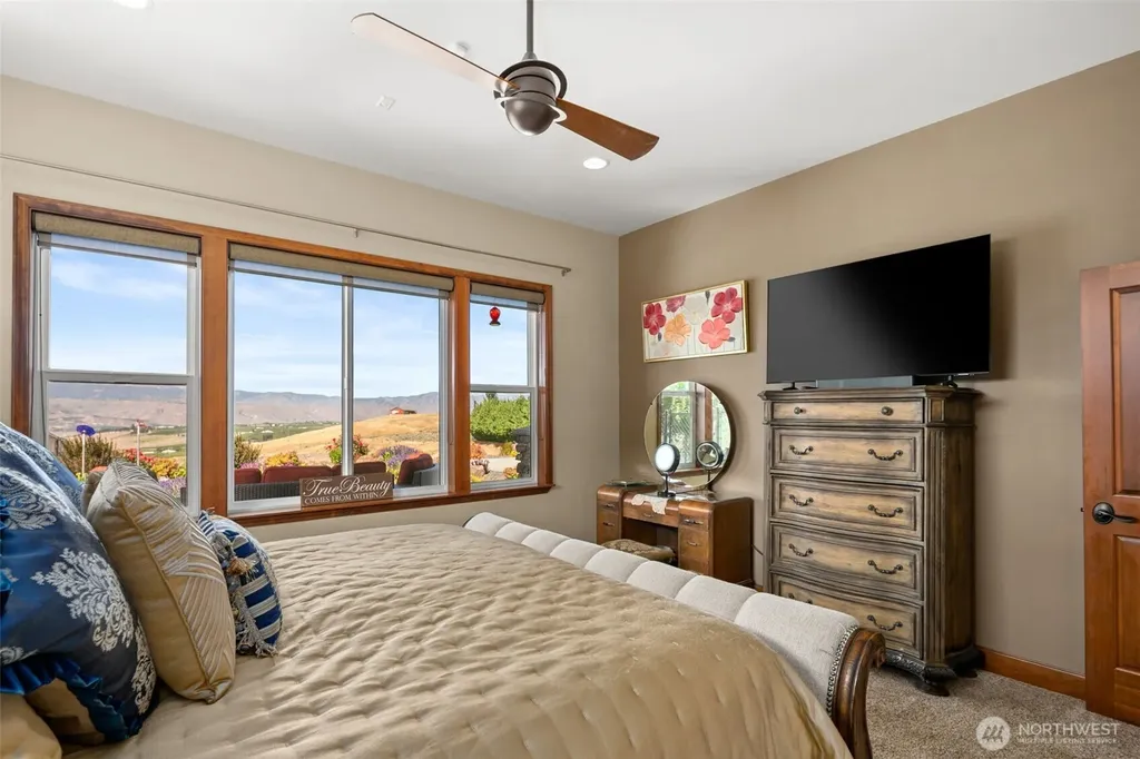 25 Sageland Road East Wenatchee WA 98802