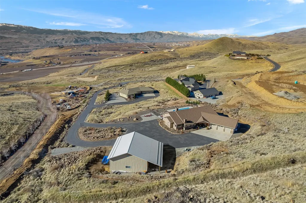 25 Sageland Road East Wenatchee WA 98802