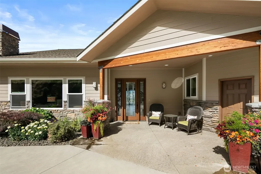 25 Sageland Road East Wenatchee WA 98802