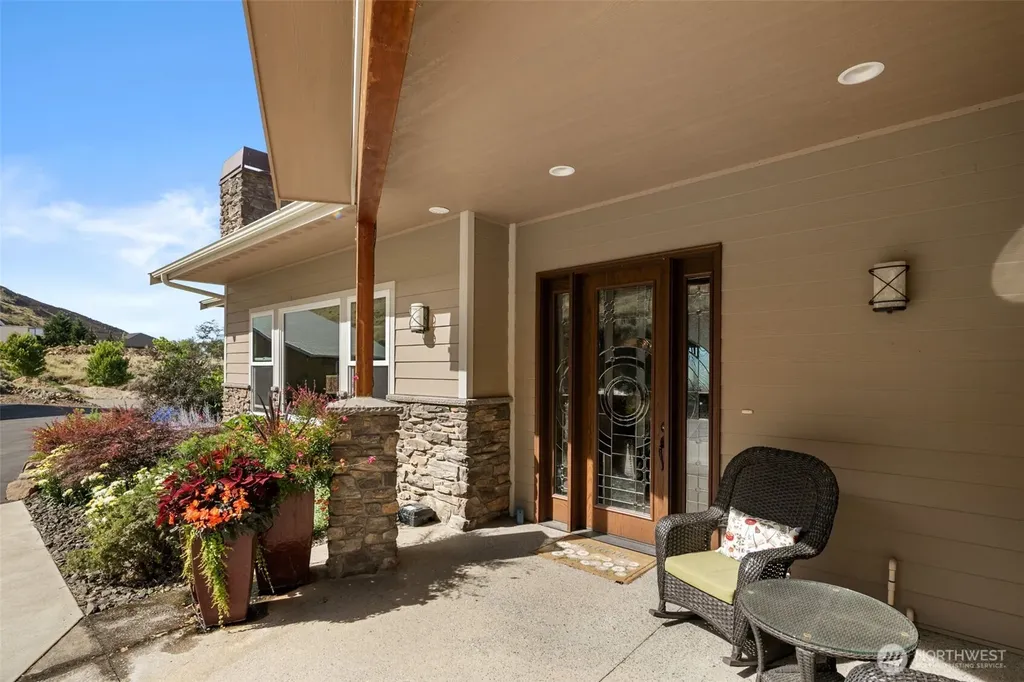 25 Sageland Road East Wenatchee WA 98802