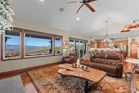 25 Sageland Road East Wenatchee WA 98802