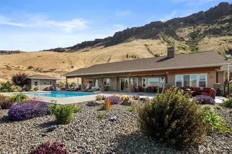 25 Sageland Road East Wenatchee WA 98802