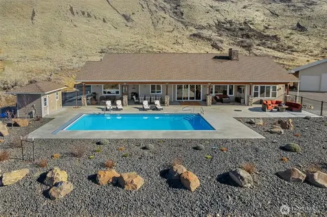 25 Sageland Road East Wenatchee WA 98802