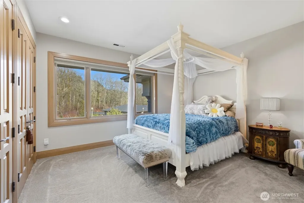 266 Columbia Point Road Longview WA 98632