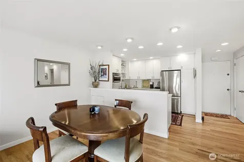 1600 43rd Avenue E Seattle WA 98112