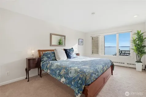 1600 43rd Avenue E Seattle WA 98112