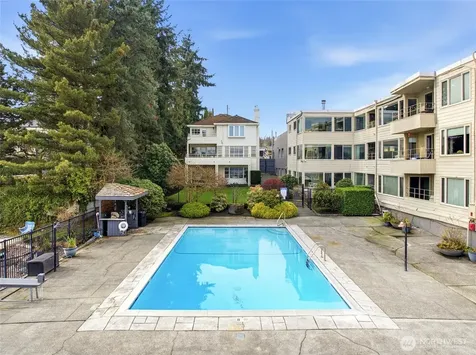 1600 43rd Avenue E Seattle WA 98112