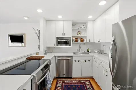 1600 43rd Avenue E Seattle WA 98112