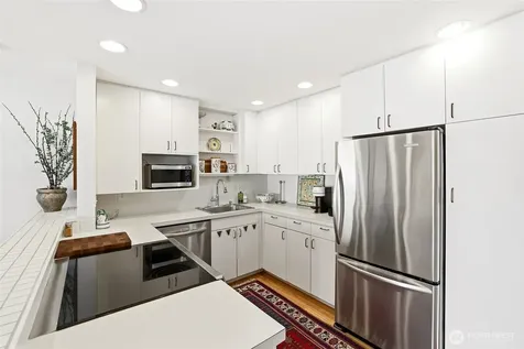 1600 43rd Avenue E Seattle WA 98112