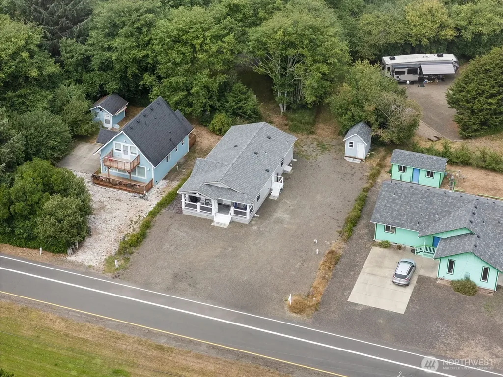 130 Pacific Boulevard NW Ocean Shores WA 98569
