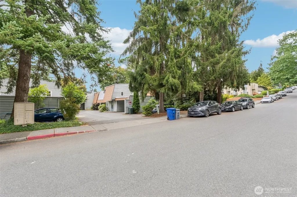 12600 SE 42nd Street Bellevue WA 98006