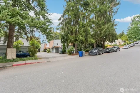12600 SE 42nd Street Bellevue WA 98006