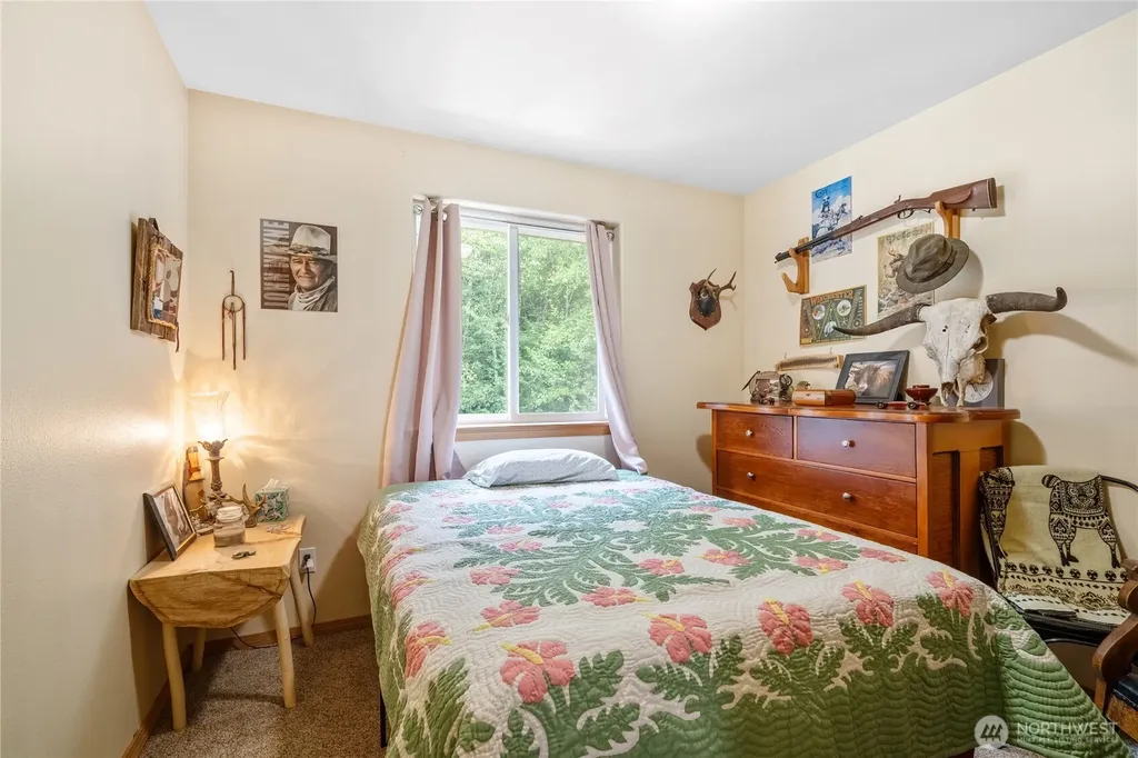 5 Meadowhills Lane Elma WA 98541