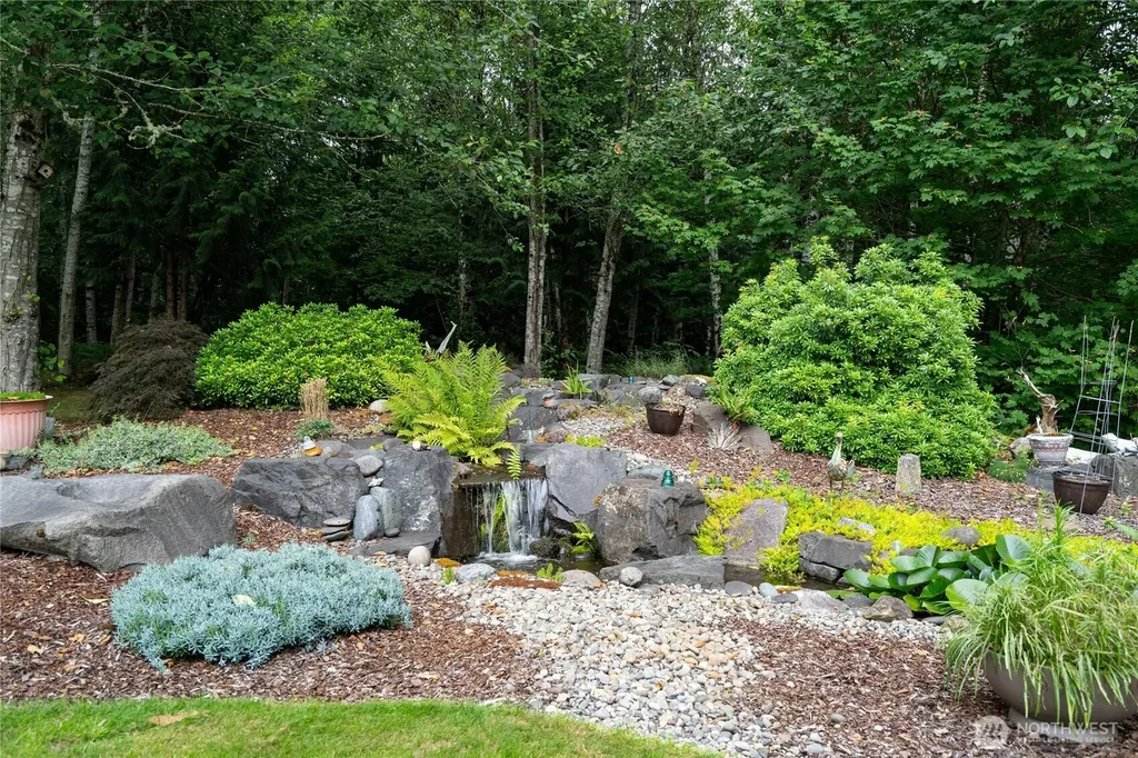5 Meadowhills Lane Elma WA 98541