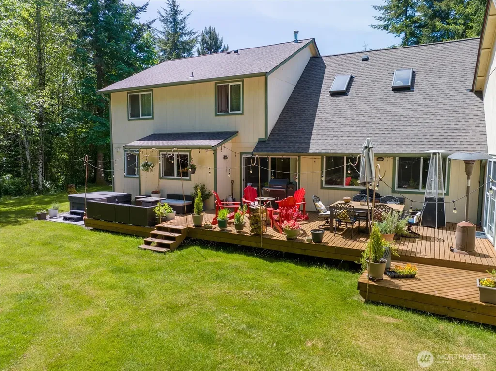 5 Meadowhills Lane Elma WA 98541