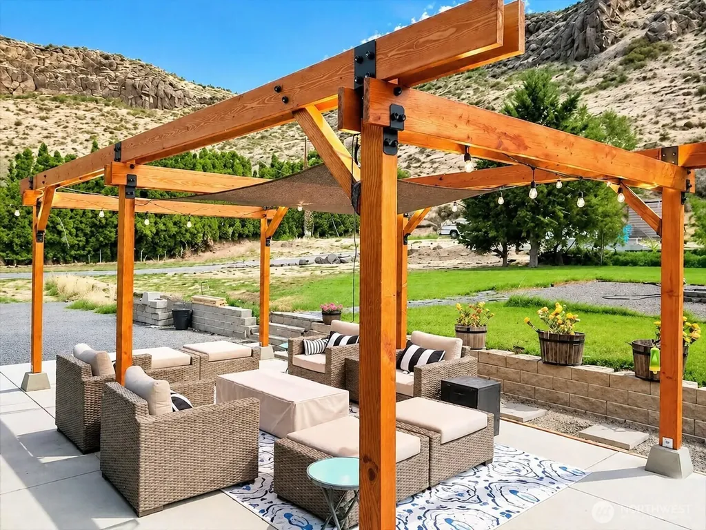 6422 Cowiche Canyon Lane Yakima WA 98908
