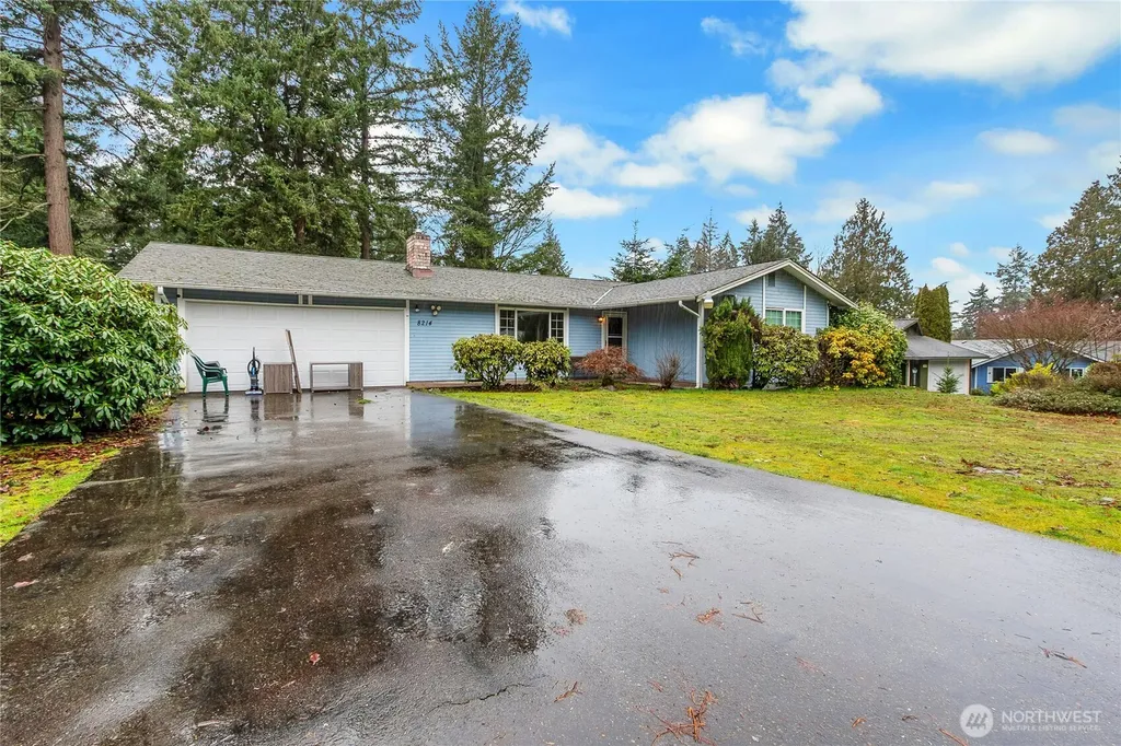 8214 Woodbourne Drive SW Lakewood WA 98499