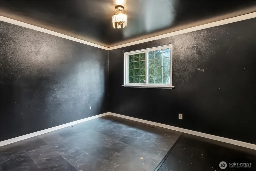 8214 Woodbourne Drive SW Lakewood WA 98499
