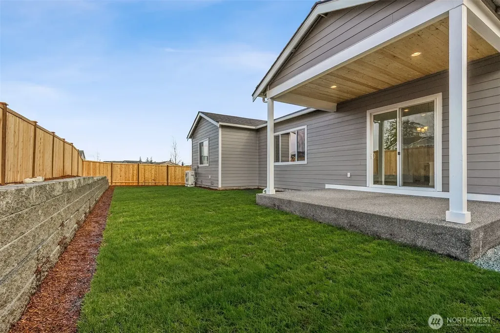 324 N 55th Street Mount Vernon WA 98273