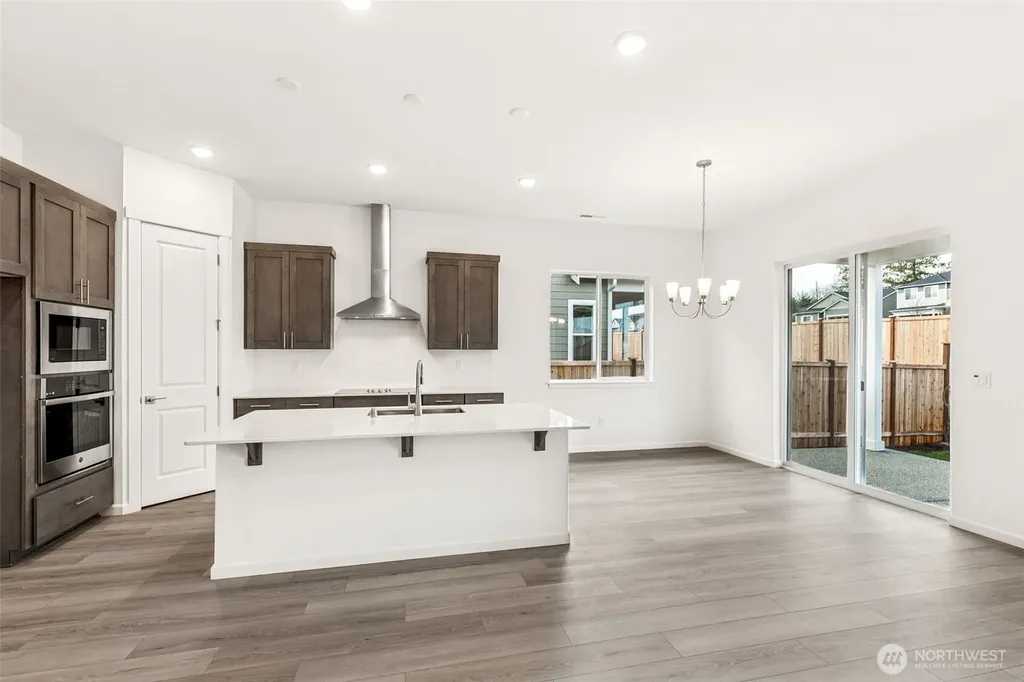 324 N 55th Street Mount Vernon WA 98273