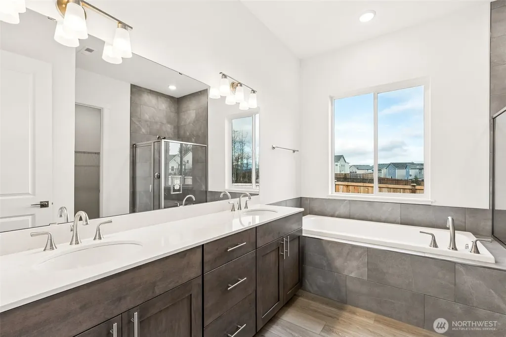 324 N 55th Street Mount Vernon WA 98273
