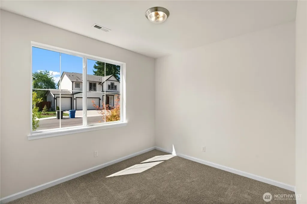 1332 60th Avenue NE Tacoma WA 98422
