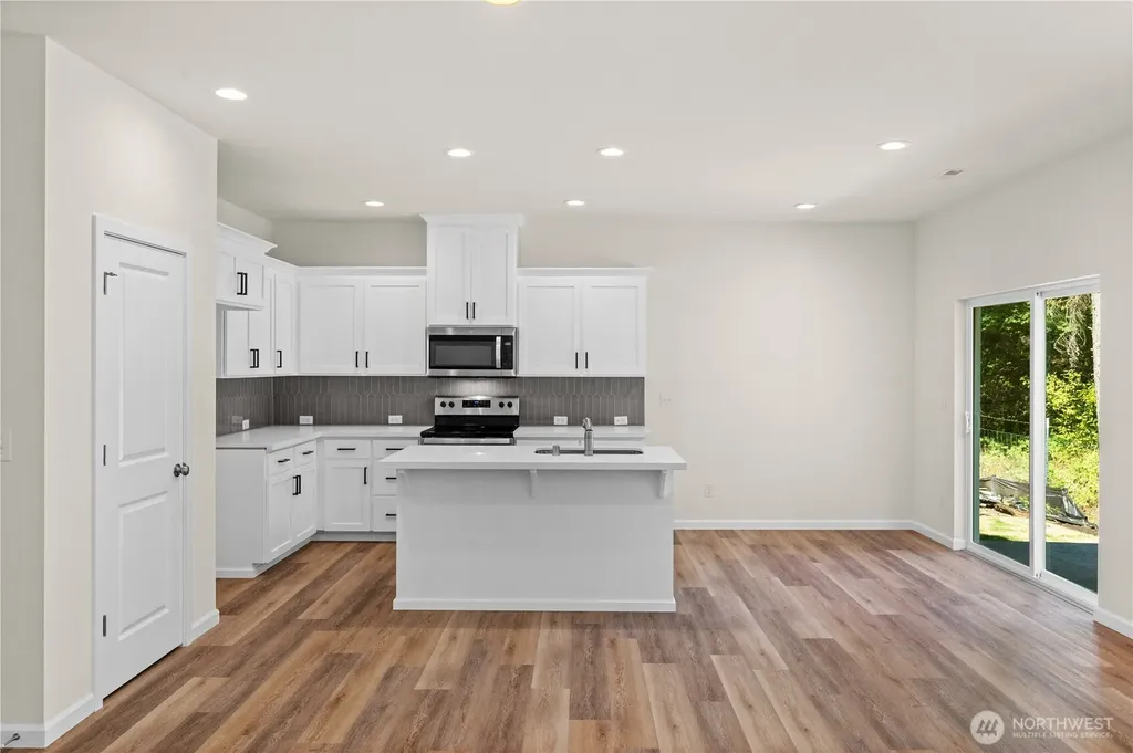 1332 60th Avenue NE Tacoma WA 98422